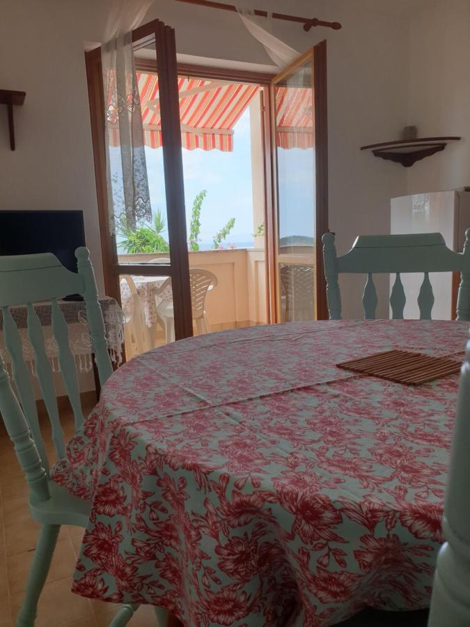 Apartments Davorka Banjol Εξωτερικό φωτογραφία
