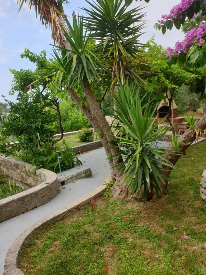 Apartments Davorka Banjol Εξωτερικό φωτογραφία